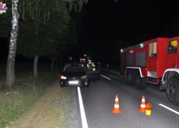 Szedł bez odblasków. Został śmiertelnie potrącony