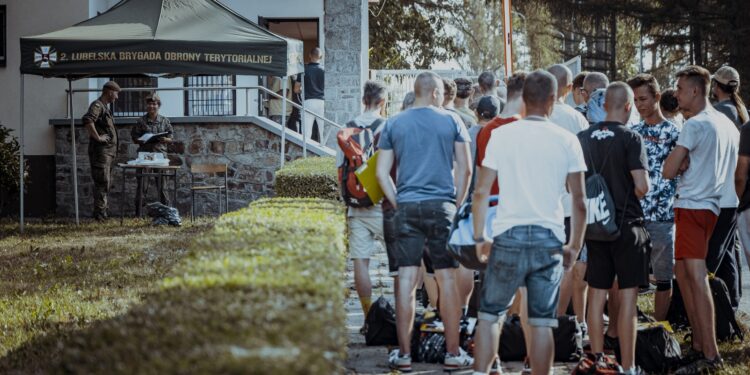 Lublin: 92 ochotników rozpoczęło „Wakacje z WOT”