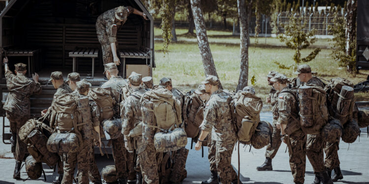 Jakie korzyści płyną z wstąpienia do WOT?