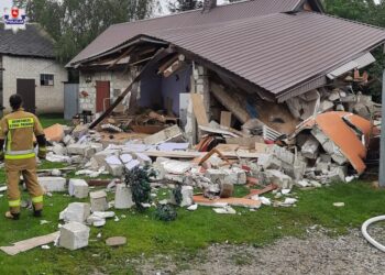 Wybuchła butla z gazem. 74-latka trafiła do szpitala