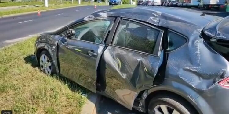 Lublin: Zderzyła się z seatem. Występują utrudnienia w ruchu