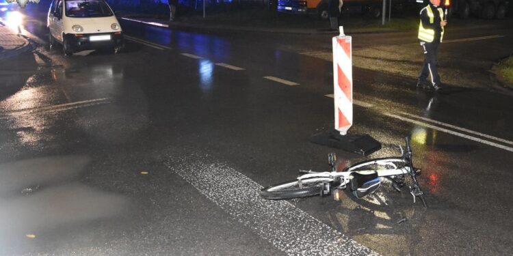 Kalinowice: 11-latka potrącona na przejściu dla pieszych