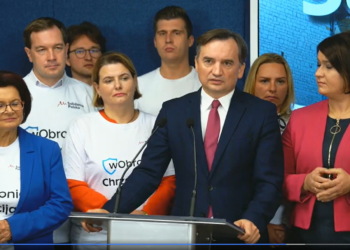 W obronie wolności chrześcijan zebrano ponad 380 tys. podpisów. Projekt trafił do sejmu – Konferencja prasowa
