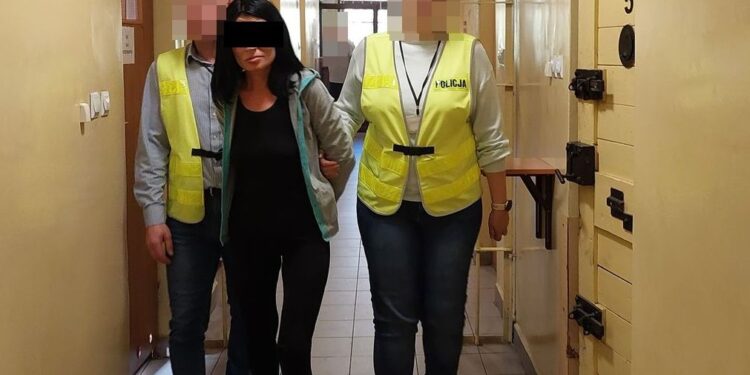 Koszmar w Chełmie. Matka znęcała się nad 3-letnią córeczką