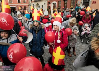 W niedzielę po raz dziewiąty wyruszy barwny Orszak Świętego Mikołaja