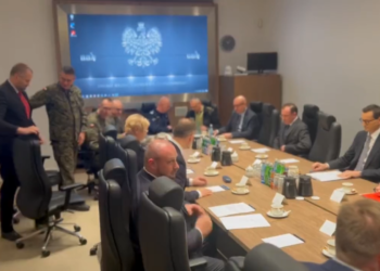 Trwa spotkanie prezydenta z premierem i ministrami