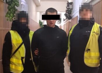 Kradli rowery i hulajnogi. Policjanci wygrali „zabawę w chowanego”
