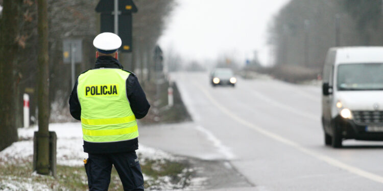 Wzmożone kontrole na drogach. Policja reaguje na wszelkie wykroczenia