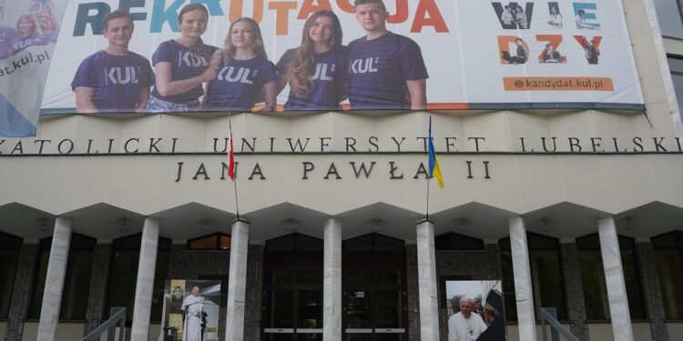 KUL: Pomnik ks. Idziego Radziszewskiego wróci na skwer