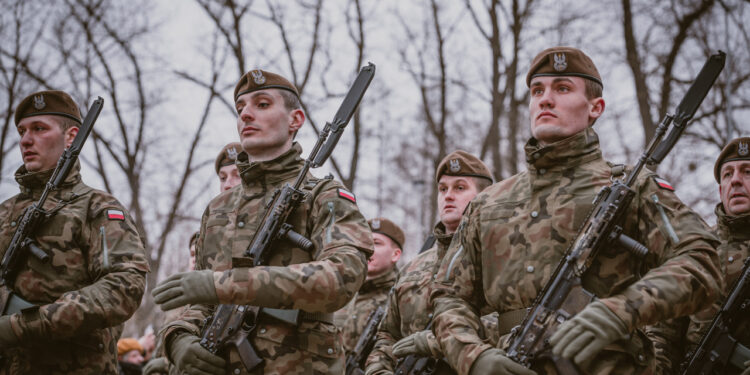 Do przysięgi wojskowej na Majdanku stanęło 68 ochotników