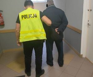 Kradł paliwo z bocznicy kolejowej. Policja zatrzymała go na gorącym uczynku