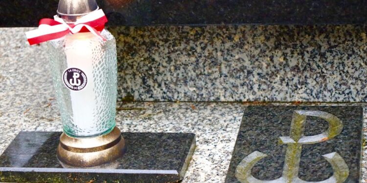 Niecodzienna lekcja w 81. rocznicę utworzenia Armii Krajowej