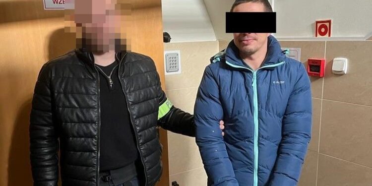 Brawurowy atak czekoladą. Napastnik miał przy sobie amfetaminę