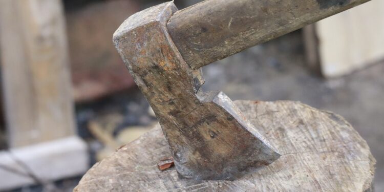 Od kilku miesięcy znęcał się nad rodzicami