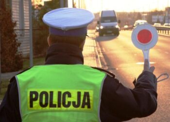 Motocyklista jechał 130 km/h. Miał przy sobie amfetaminę