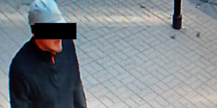 Groził ekspedientce nożem. Chciał papierosy i alkohol