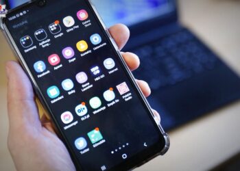 Myślał, że pomaga synowi. Stracił 7,5 tys. zł