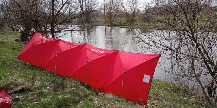 W rzece Wieprz znaleziono ciało. Policja poinformowała, że może to być poszukiwana 36-latka
