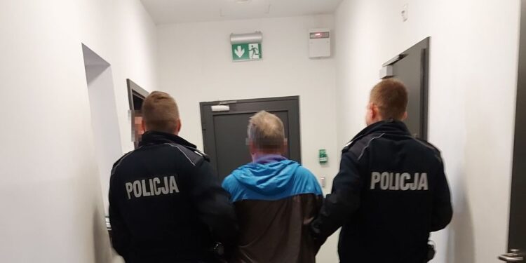 Znęcał się nad konkubiną. Policję wezwała jej córka