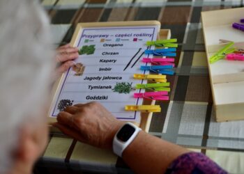 Opaski życia trafią do seniorów z Lublina