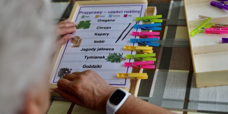 Opaski życia trafią do seniorów z Lublina