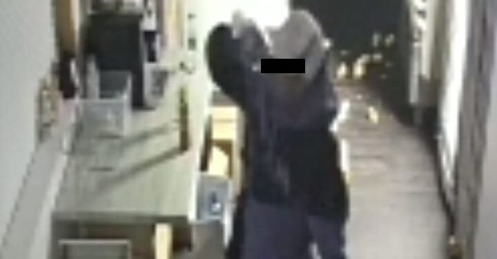 Ukradł lody, pomarańcze i napój. 41-latek w rękach policji