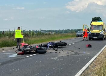 Śmiertelny wypadek w Kurowie. Nie żyje dwoje motocyklistów