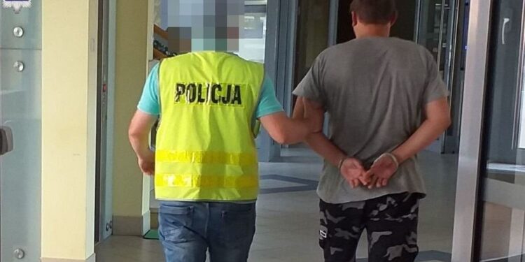 Śmiertelnie potrącił motorowerzystę i uciekł