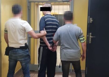 Bił babcię, bo chciał od niej pieniędzy