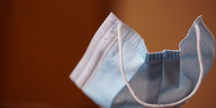 Z kraju: Zniesiono stan zagrożenia epidemicznego. Wracają wcześniej obwiązujące regulacje