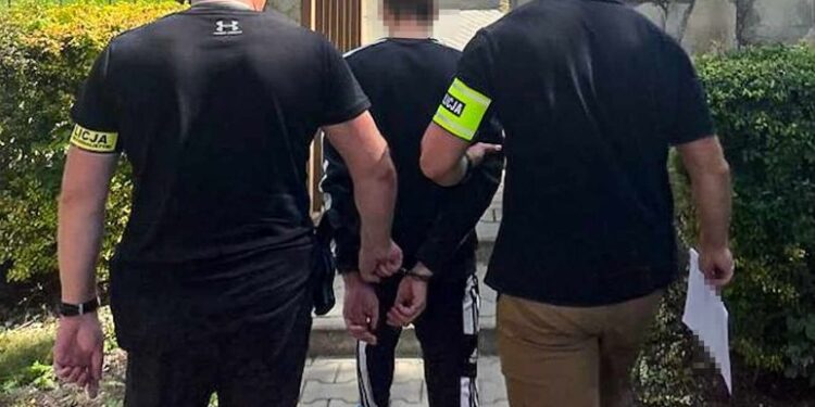 Wpadli podczas kontroli drogowej. Mieli ponad 2 kilogramy narkotyków