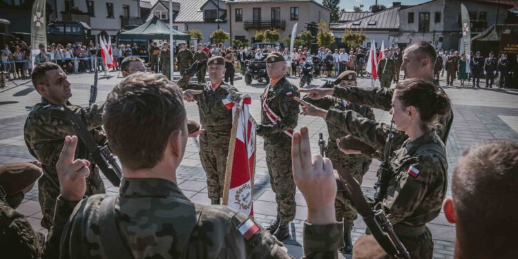 69 ochotników złożyło przysięgę wojskową w Łęcznej