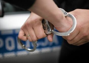 Nakłaniał dzieci do zażywania narkotyków