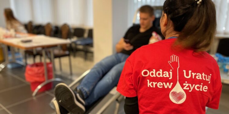 Twoja krew może komuś uratować życie. Publikujemy harmonogram najbliższych akcji poboru krwi