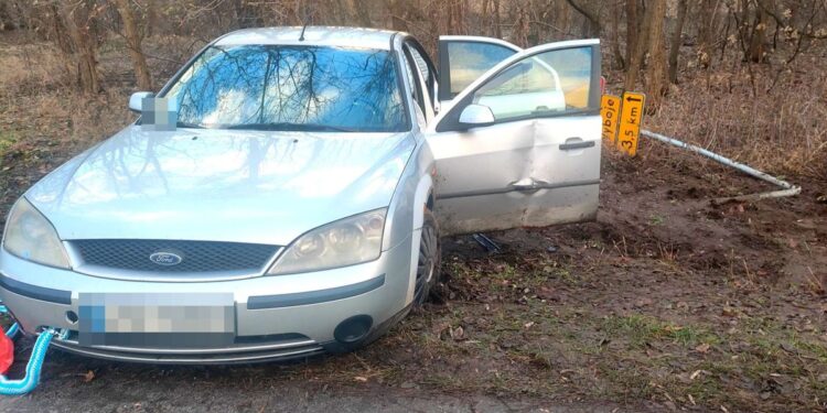 Jeden skończył święta w areszcie, drugi stracił prawo jazdy