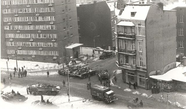 42. rocznica wprowadzenia stanu wojennego. Jan Paweł II