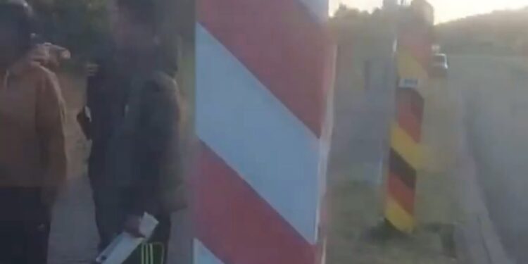 Niemcy codziennie odsyłają migrantów do Polski: Rośnie napięcie na granicy zachodniej.